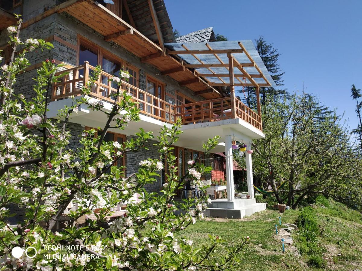 Ishan Log Huts-A Boutique Home Stay Banjar Bagian luar foto