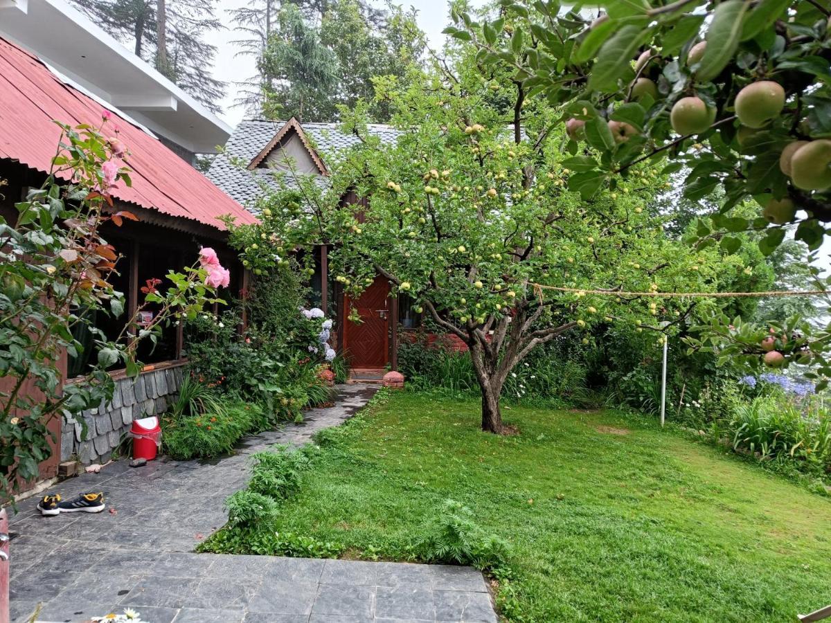 Ishan Log Huts-A Boutique Home Stay Banjar Bagian luar foto
