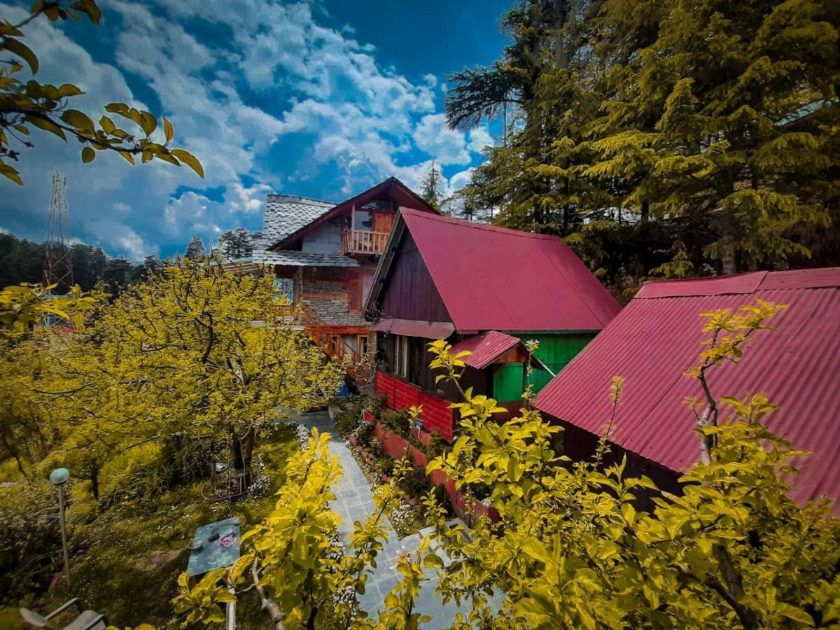 Ishan Log Huts-A Boutique Home Stay Banjar Bagian luar foto